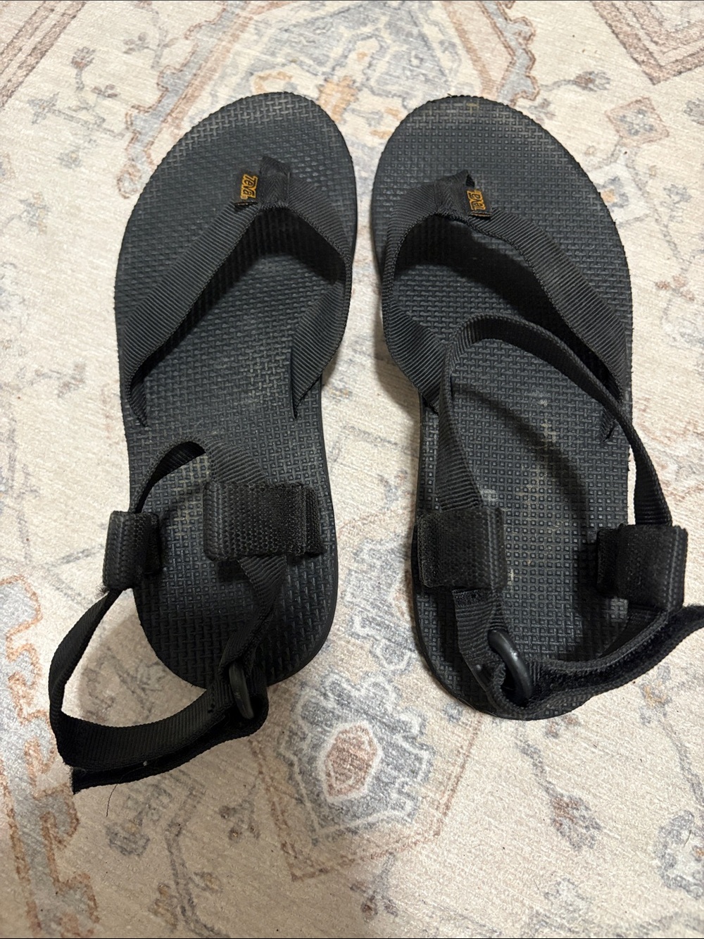 Teva Women's Universal Strap Sandals Lot of 2 in Black and Lavender women’s 8 - Picture 5 of 6